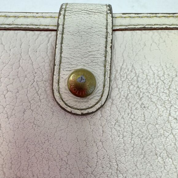 LOUIS VUITTON | Authentic Suhali Compact Leather Wallet with Zipper & Snap - Picture 2 of 9